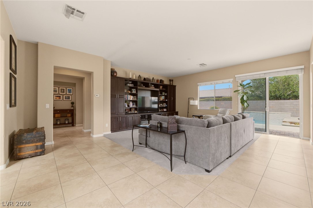 8622 Amber Autumn Street Las Vegas NV 89131