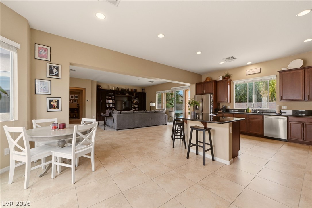 8622 Amber Autumn Street Las Vegas NV 89131