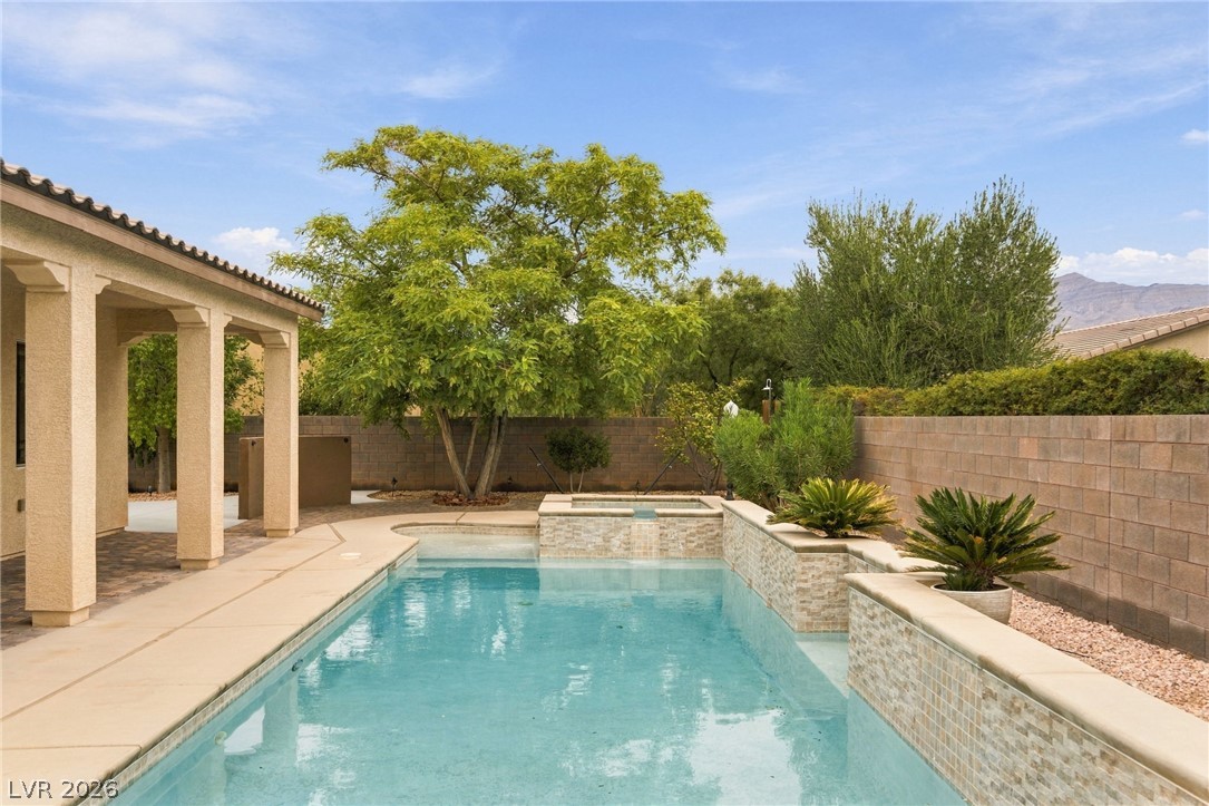 8622 Amber Autumn Street Las Vegas NV 89131