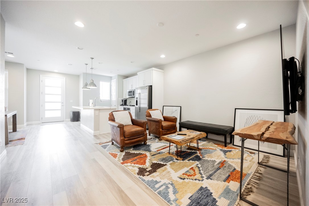 11676 Hamilton Lake Avenue Las Vegas NV 89138