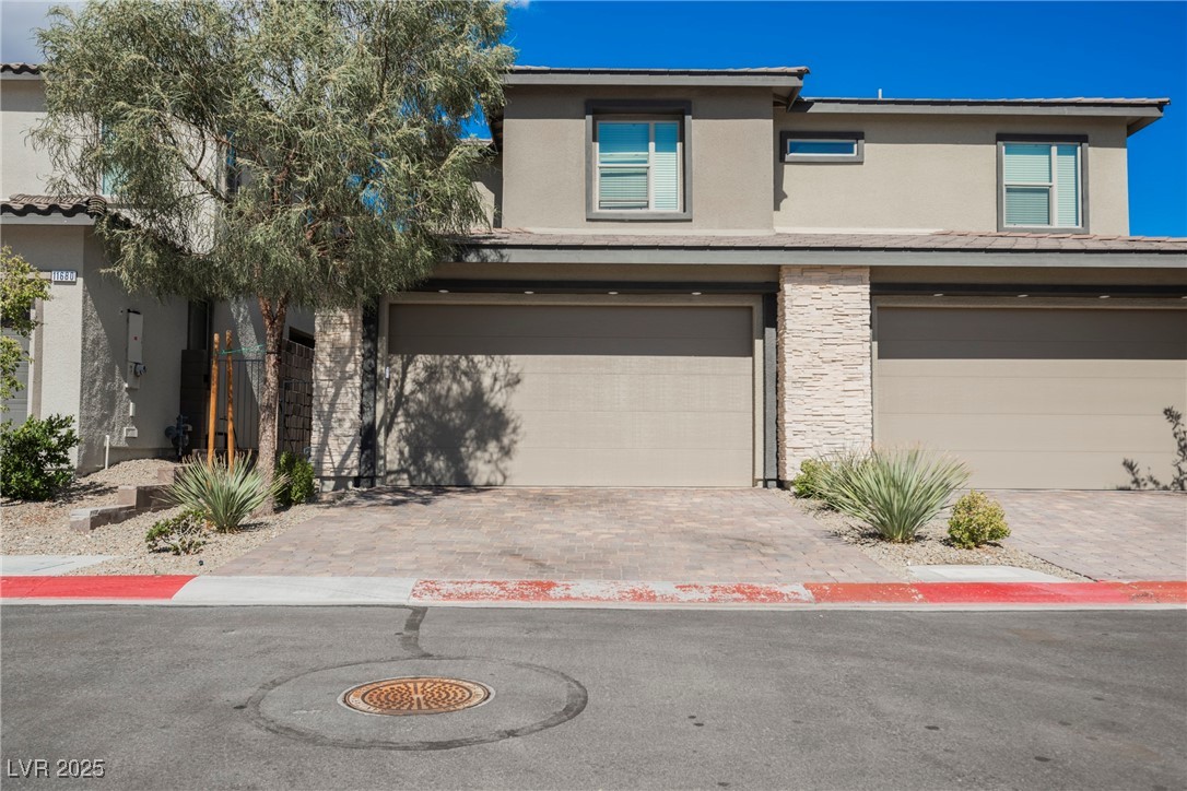 11676 Hamilton Lake Avenue Las Vegas NV 89138