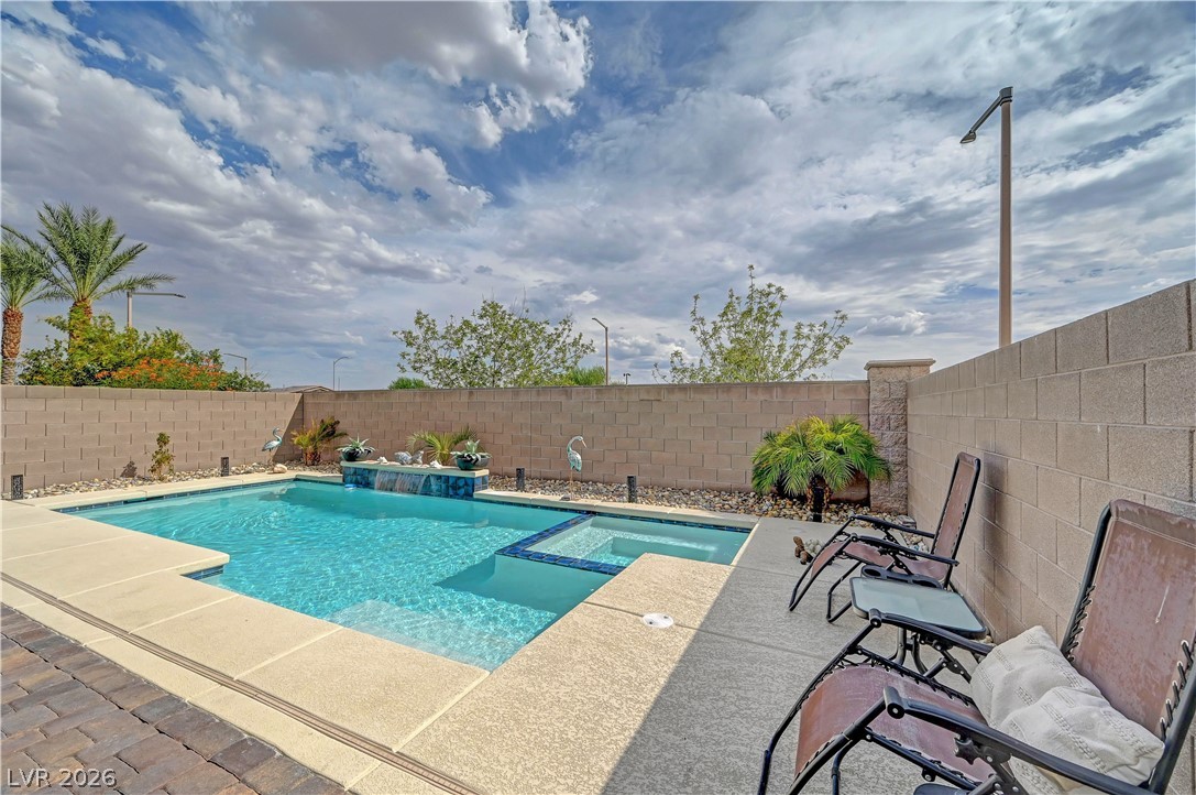 4439 Stardusk Falls Avenue North Las Vegas NV 89084