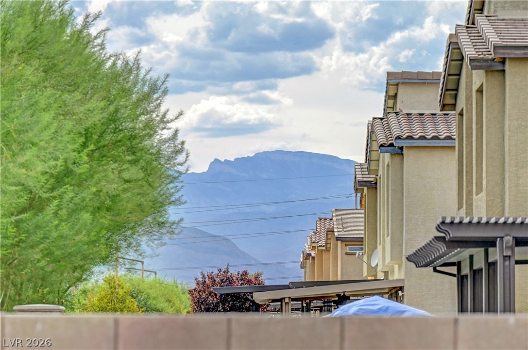 4439 Stardusk Falls Avenue North Las Vegas NV 89084