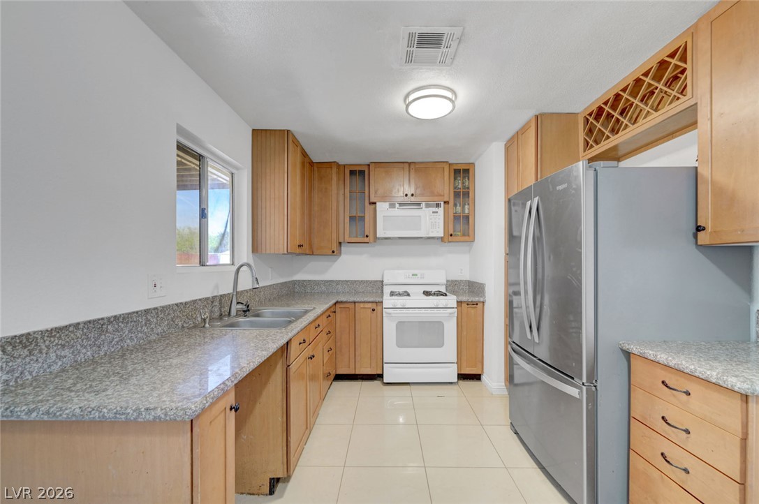 246 Meyers Avenue Henderson NV 89015