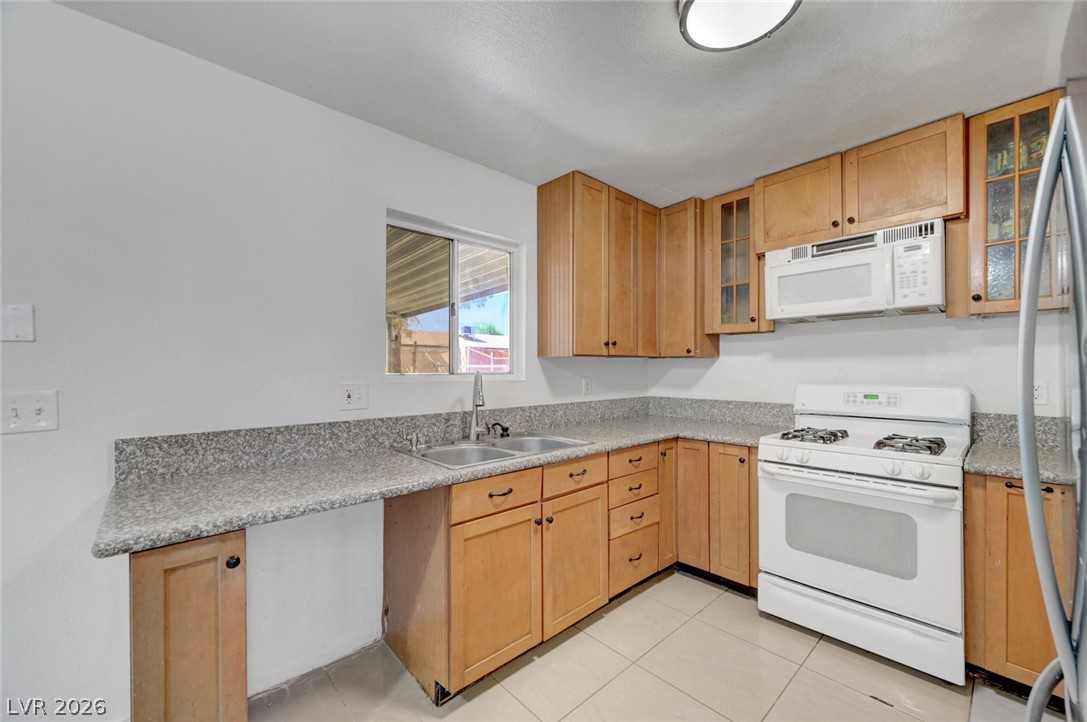 246 Meyers Avenue Henderson NV 89015