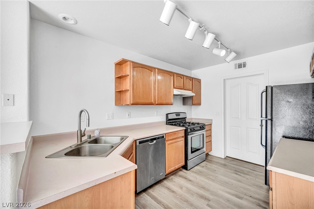 511 Armenian Place Henderson NV 89052