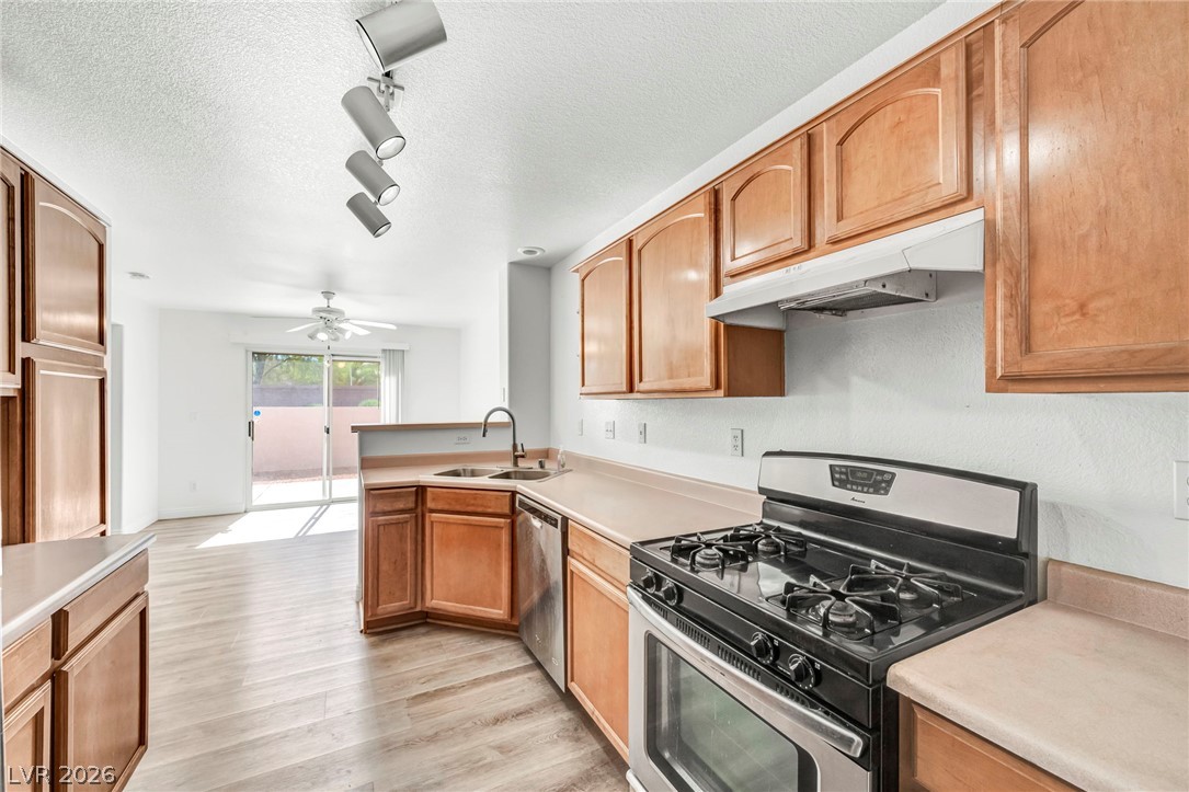511 Armenian Place Henderson NV 89052