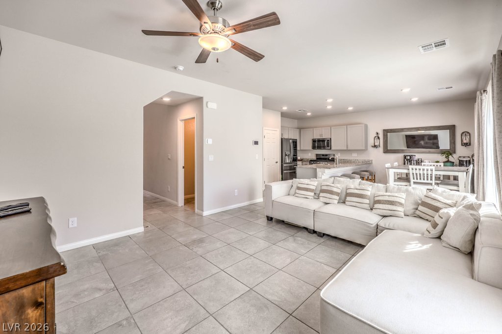 7223 Glimmer Point Street North Las Vegas NV 89084