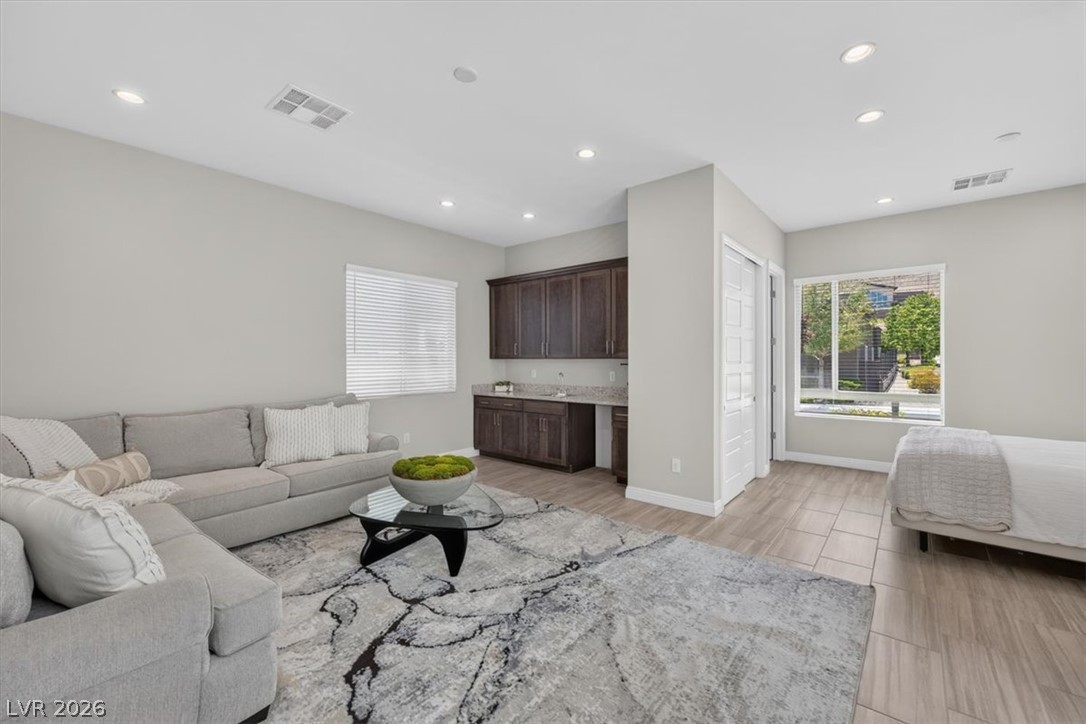 6128 Willow Rock Street Las Vegas NV 89135