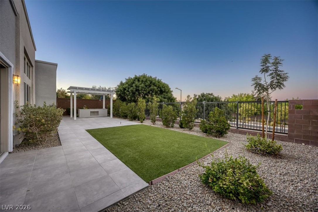 6128 Willow Rock Street Las Vegas NV 89135