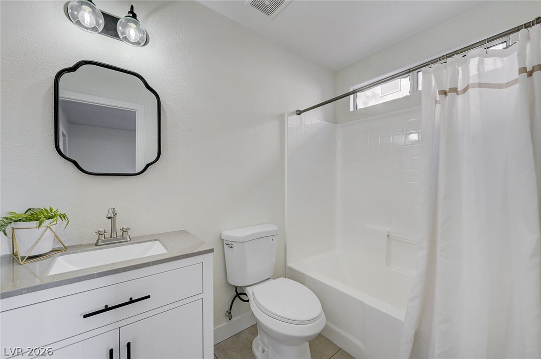 7648 Catalina Harbor Street Las Vegas NV 89131