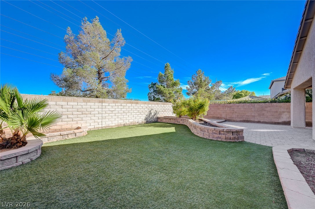7648 Catalina Harbor Street Las Vegas NV 89131