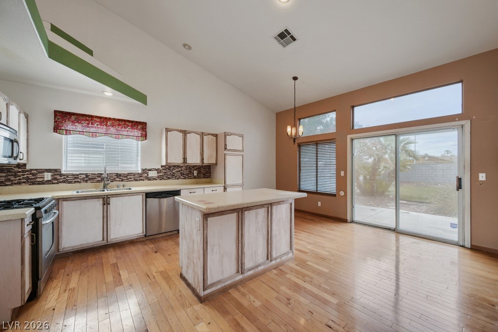4789 Carefree Drive Las Vegas NV 89122