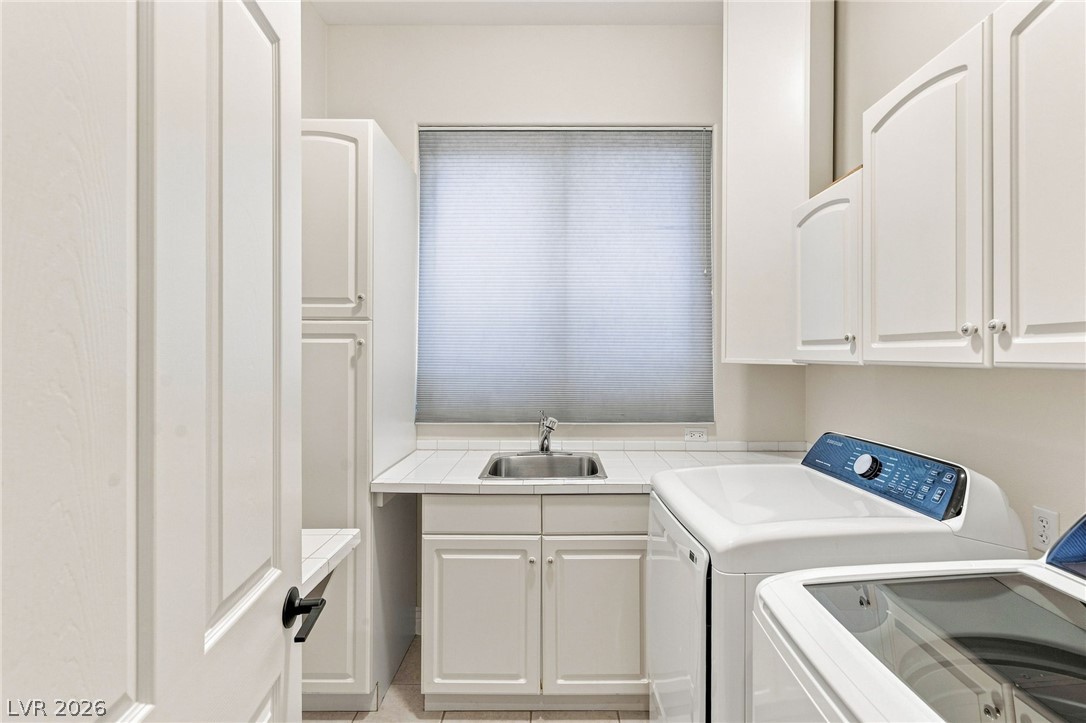 8901 Robinson Ridge Drive Las Vegas NV 89117