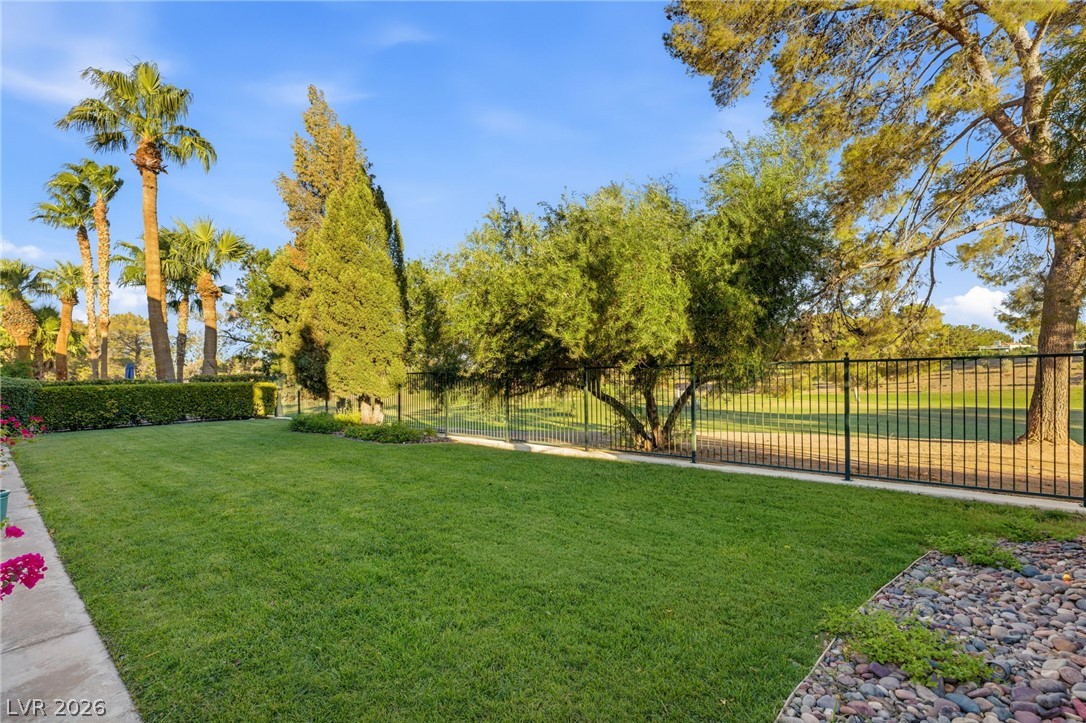 8901 Robinson Ridge Drive Las Vegas NV 89117