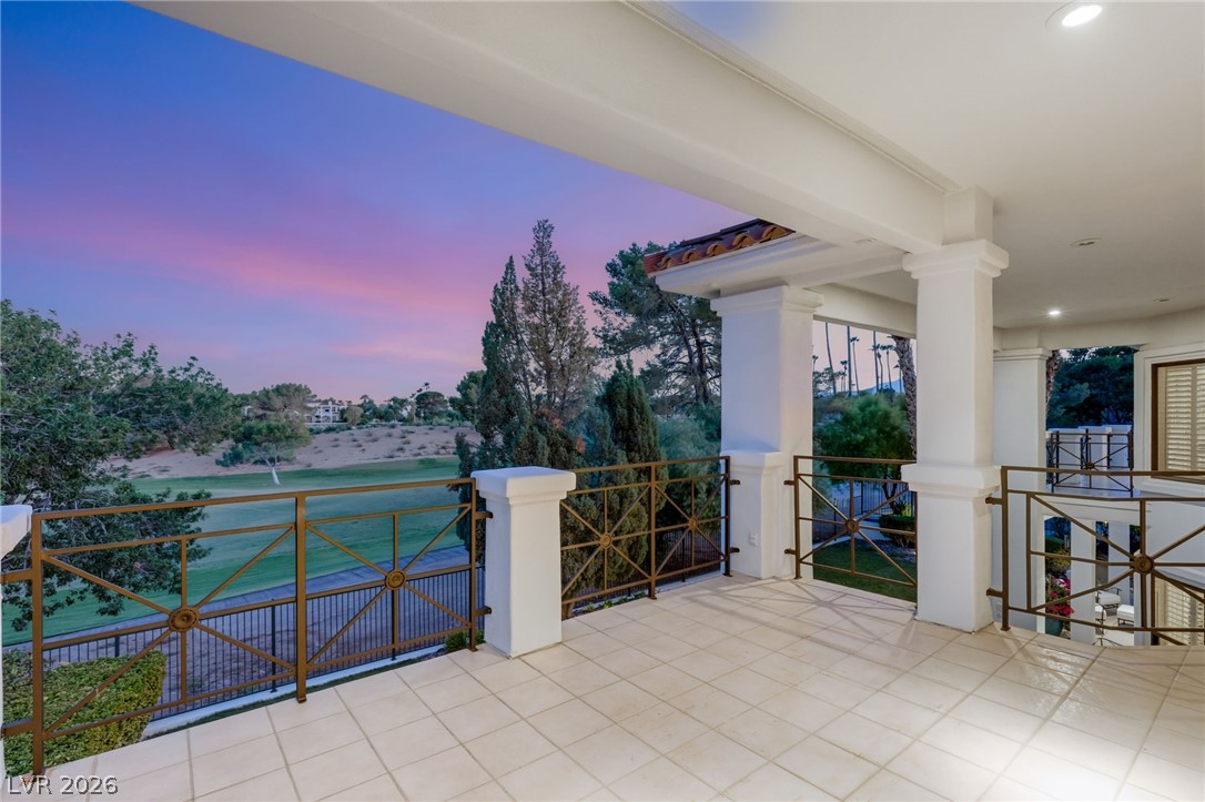 8901 Robinson Ridge Drive Las Vegas NV 89117