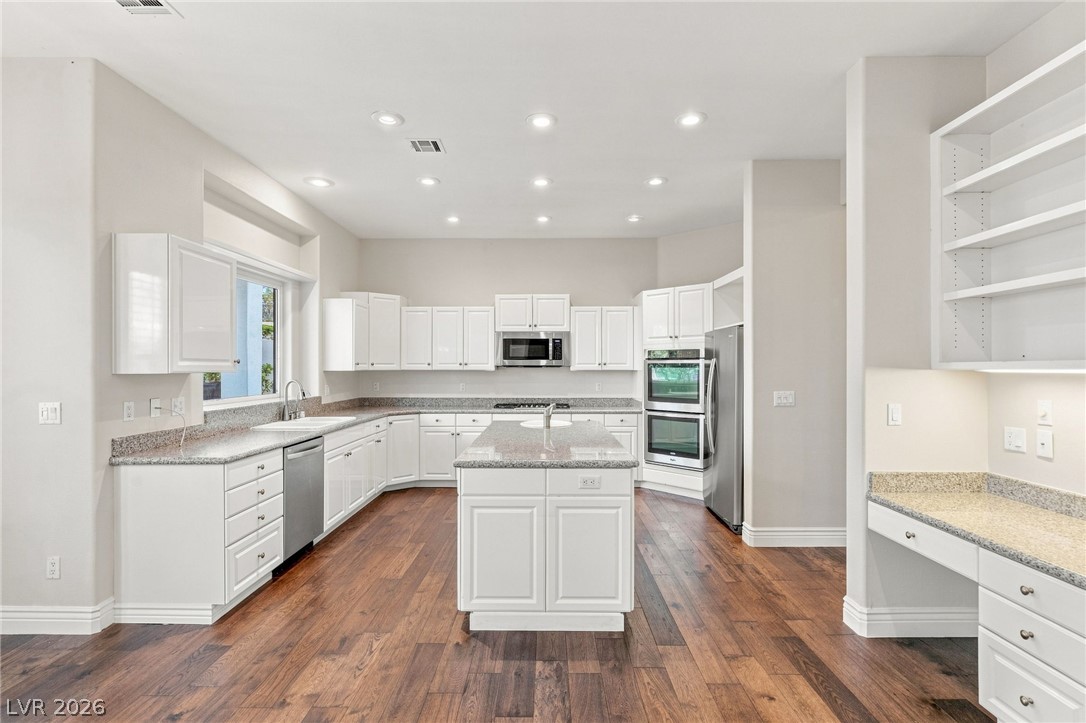 8901 Robinson Ridge Drive Las Vegas NV 89117