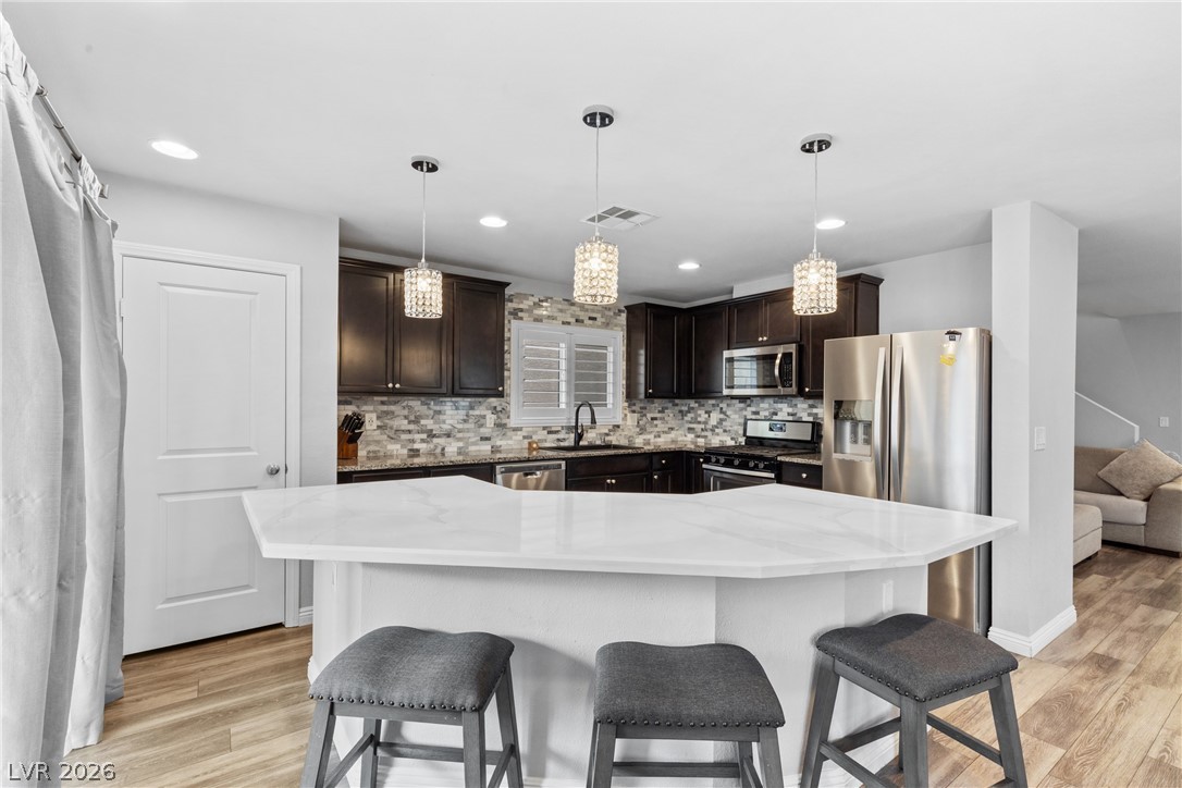 9221 Valley Betica Avenue Las Vegas NV 89148