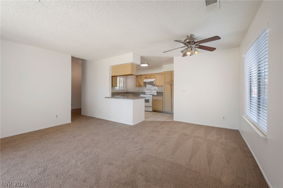 6421 Chippindale Lane Las Vegas NV 89108