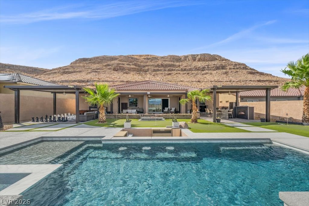 11272 Roman Helmet Street Las Vegas NV 89141