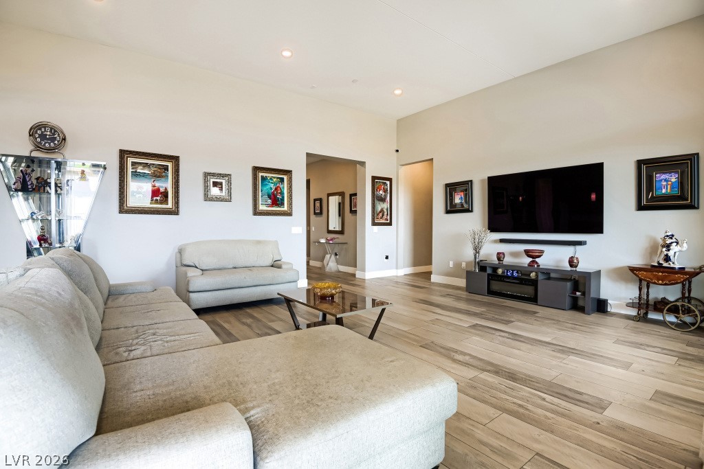 52 Thorn Creek Street Henderson NV 89011