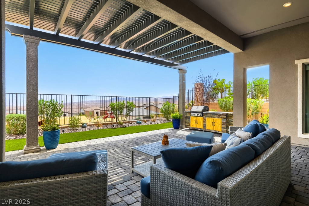 52 Thorn Creek Street Henderson NV 89011