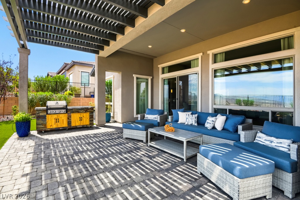 52 Thorn Creek Street Henderson NV 89011