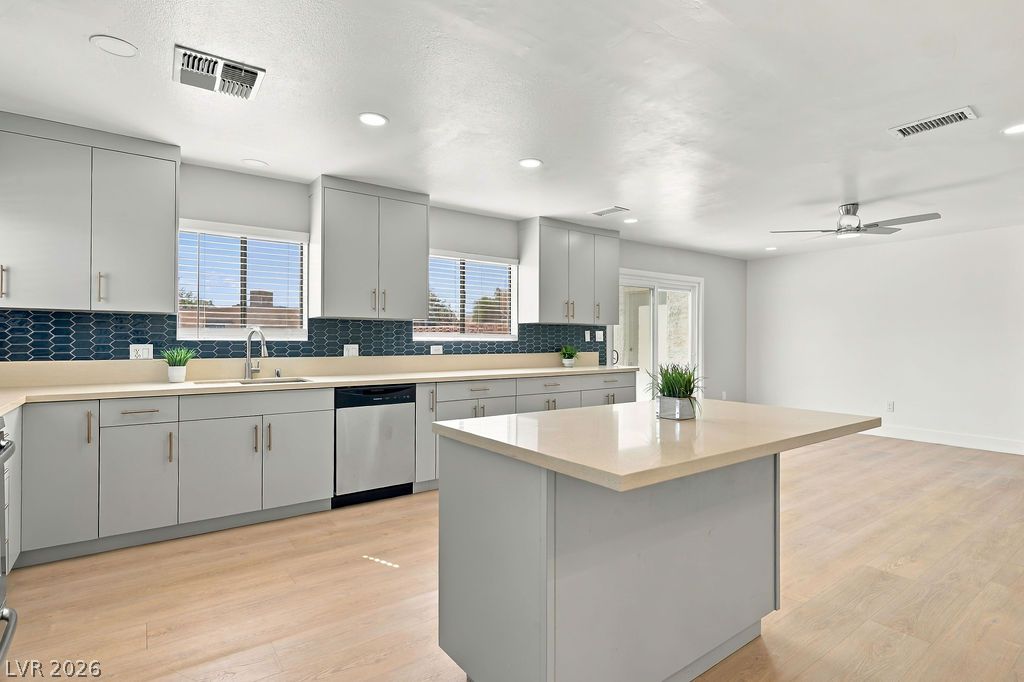 3731 West Moberly Avenue Las Vegas NV 89139