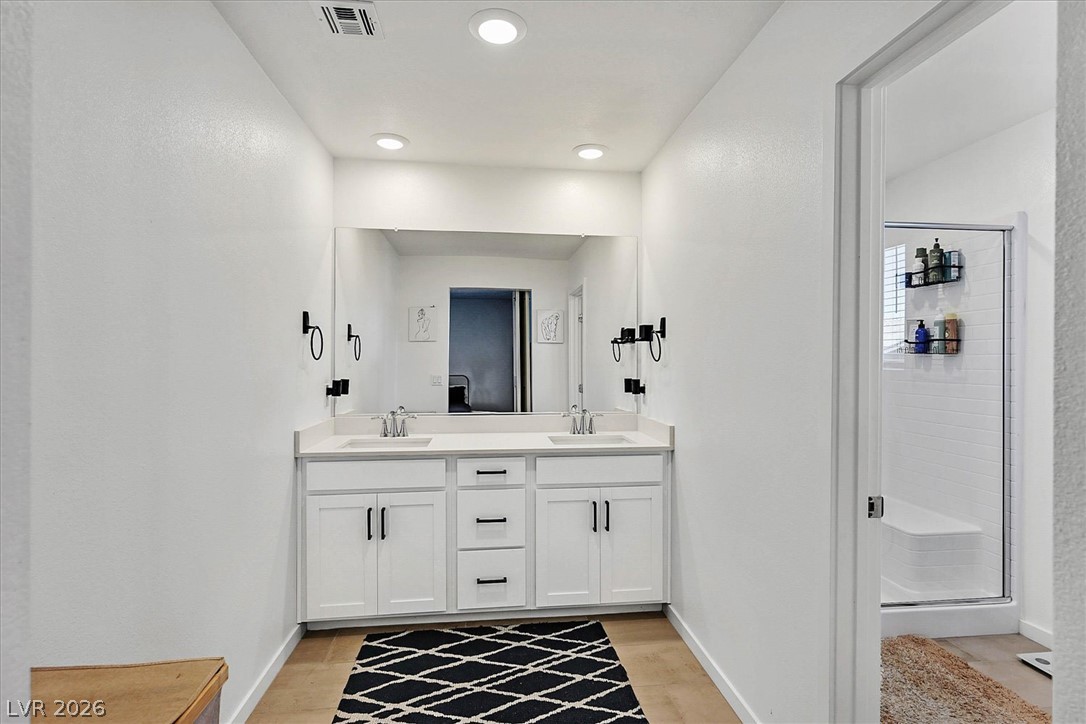 6282 Foxes Dale Street Las Vegas NV 89166