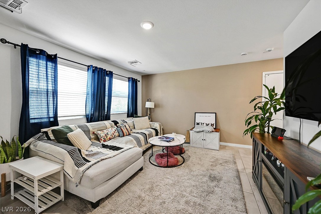 6282 Foxes Dale Street Las Vegas NV 89166