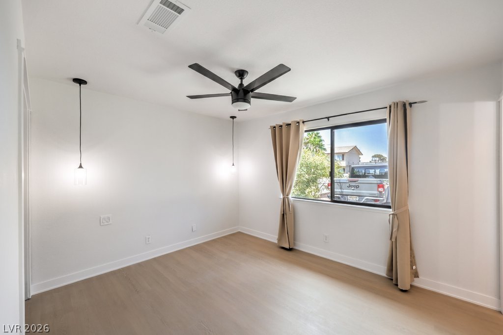 6945 Cobblestone Avenue Las Vegas NV 89145