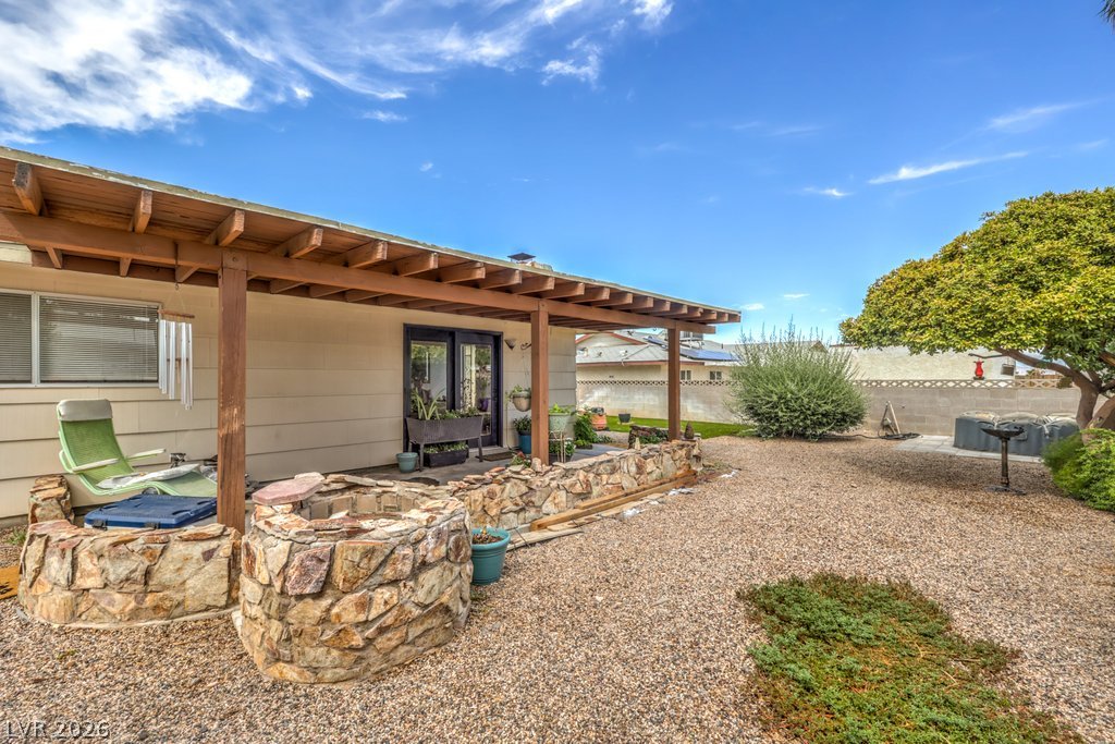 6945 Cobblestone Avenue Las Vegas NV 89145