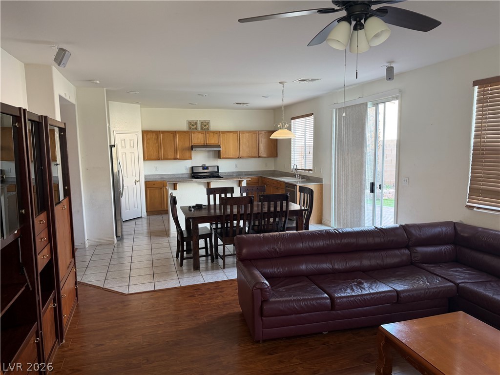 178 Flying Hills Avenue Las Vegas NV 89148