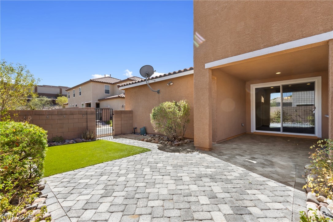 2352 Via Alicante Henderson NV 89044