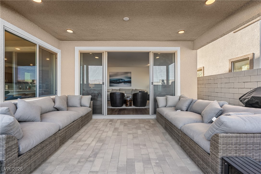 10416 Smokey Mariposa Avenue Las Vegas NV 89166
