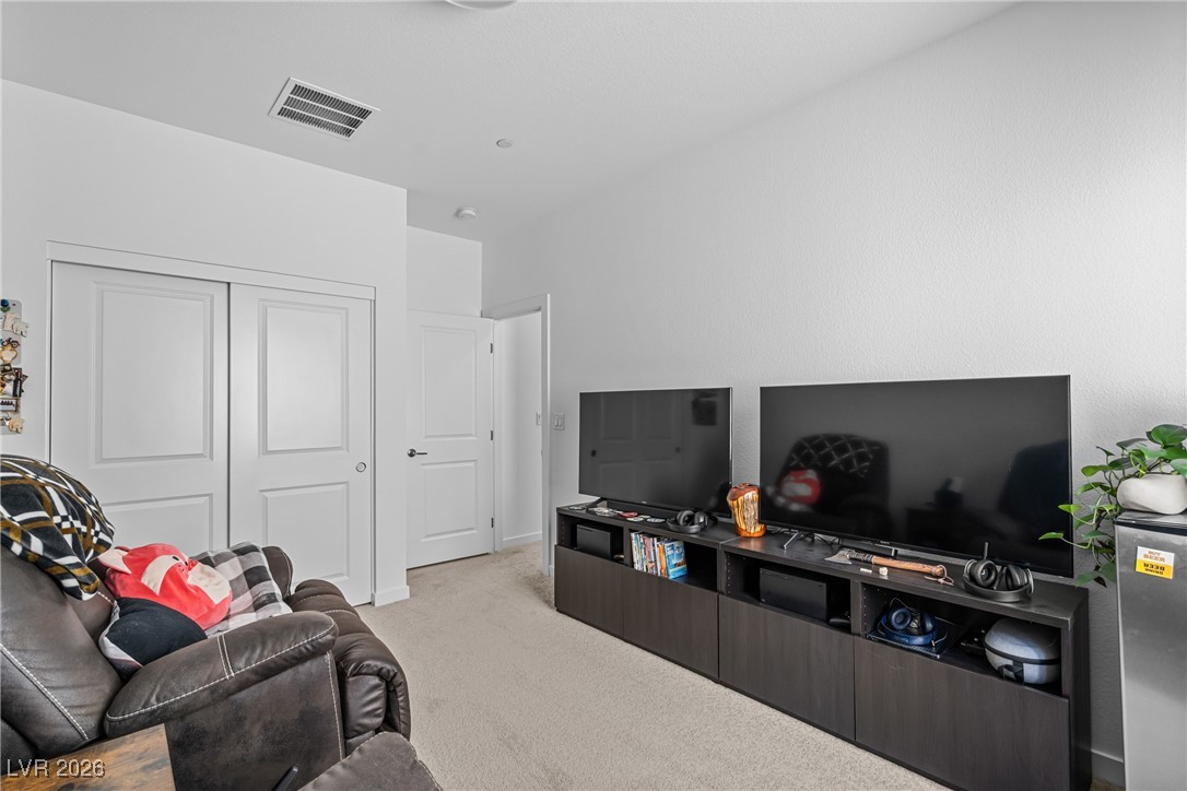 10416 Smokey Mariposa Avenue Las Vegas NV 89166