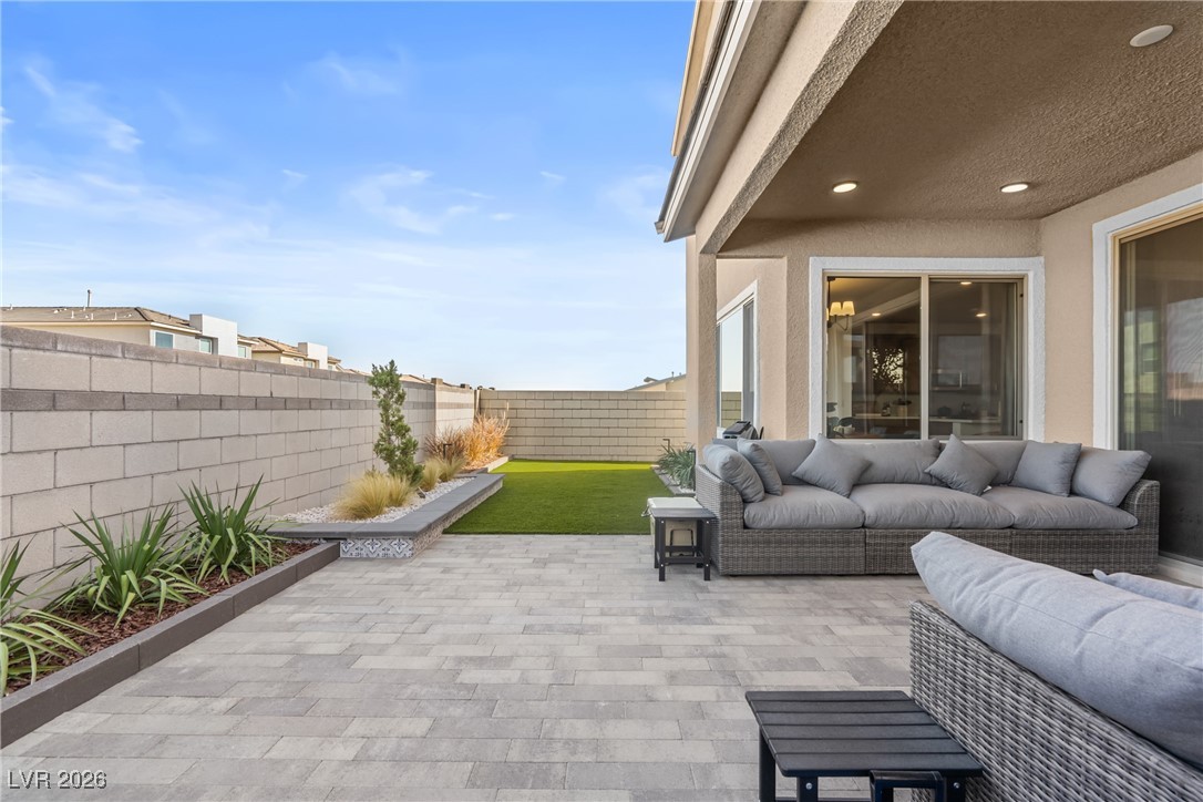 10416 Smokey Mariposa Avenue Las Vegas NV 89166
