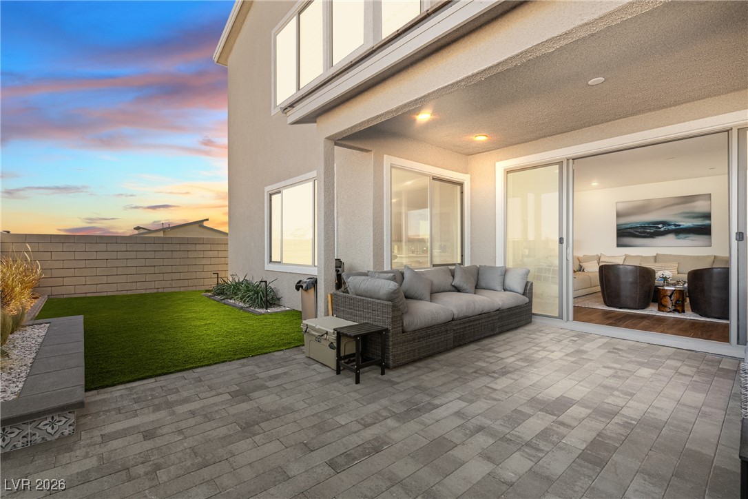 10416 Smokey Mariposa Avenue Las Vegas NV 89166
