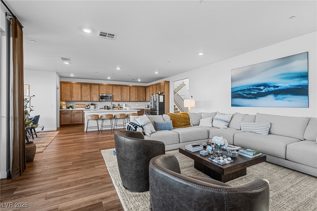 10416 Smokey Mariposa Avenue Las Vegas NV 89166