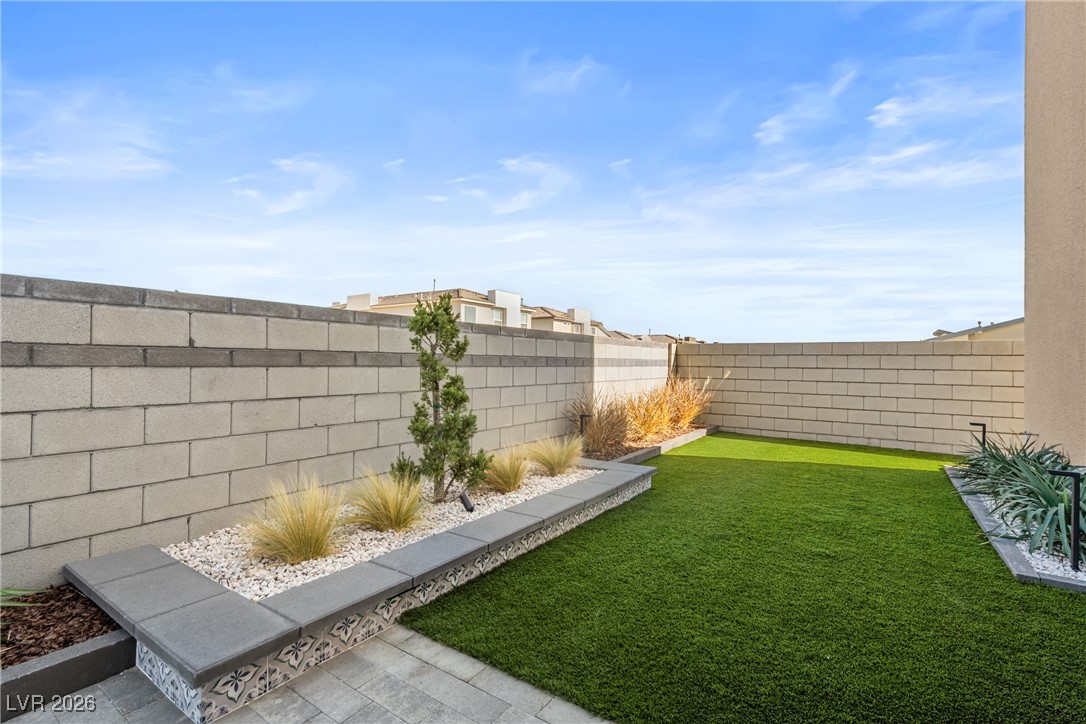 10416 Smokey Mariposa Avenue Las Vegas NV 89166