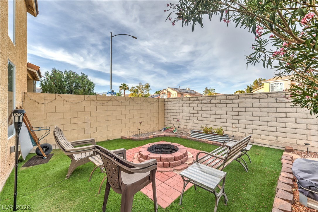 1527 Council Bluff Lane North Las Vegas NV 89031