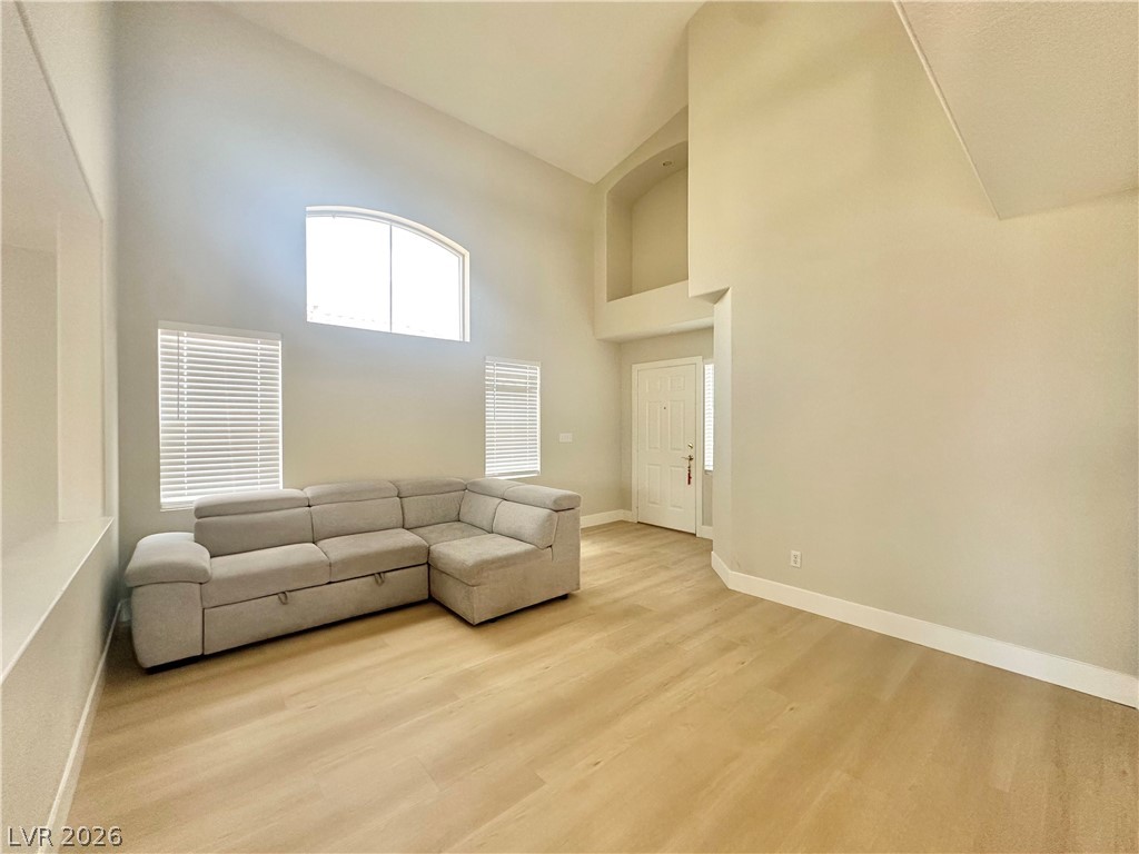10512 White Heath Circle Las Vegas NV 89144
