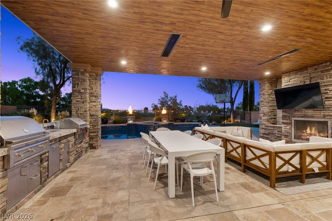 712 Canyon Greens Drive Las Vegas NV 89144