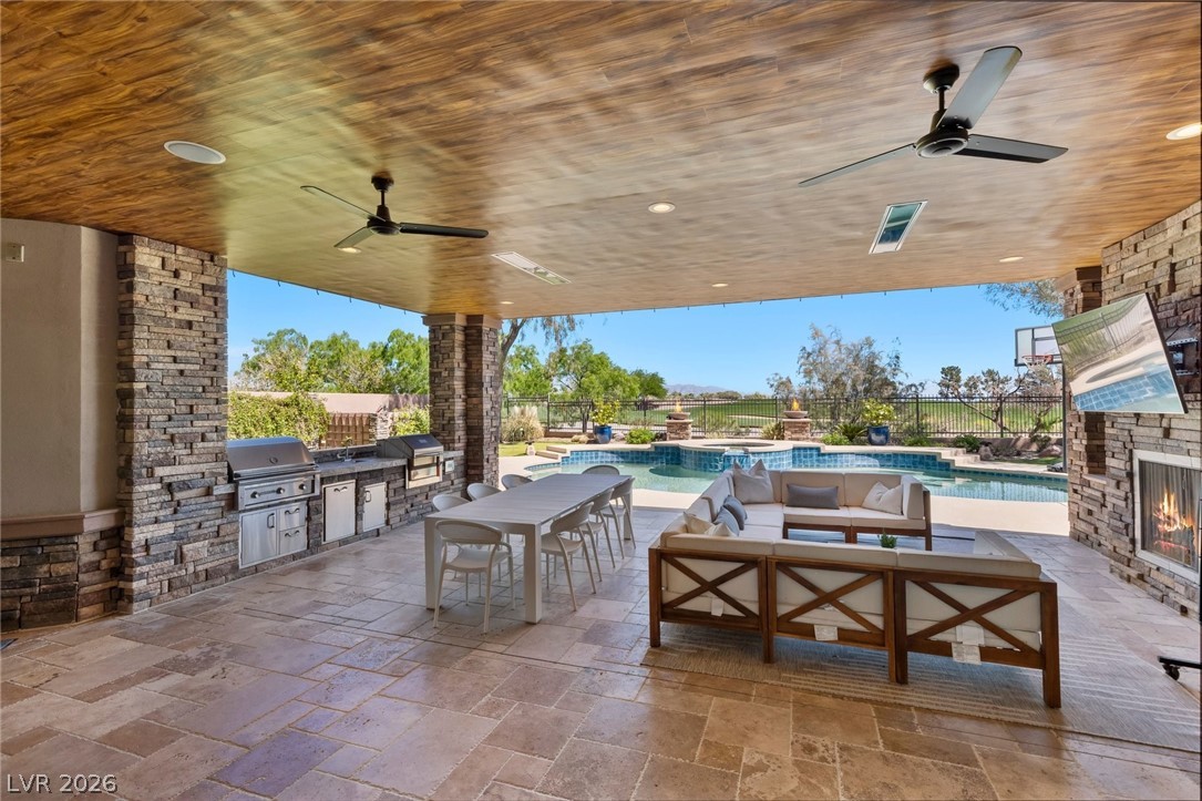 712 Canyon Greens Drive Las Vegas NV 89144