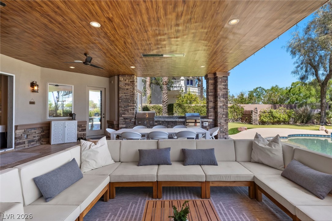 712 Canyon Greens Drive Las Vegas NV 89144