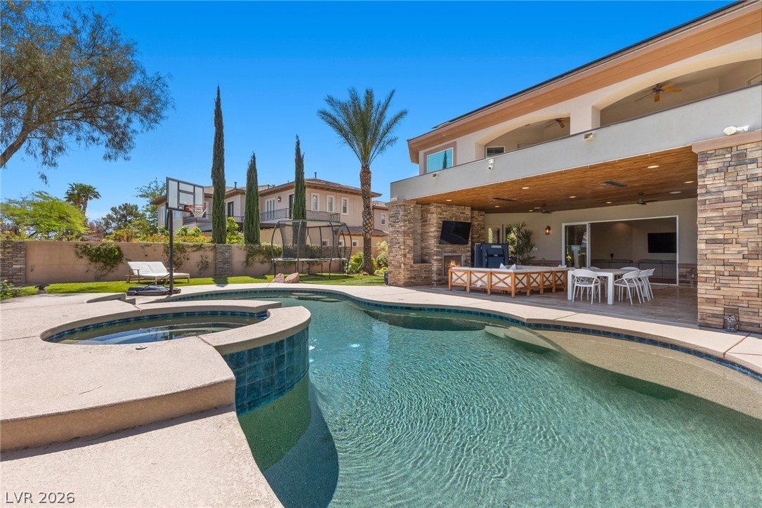 712 Canyon Greens Drive Las Vegas NV 89144