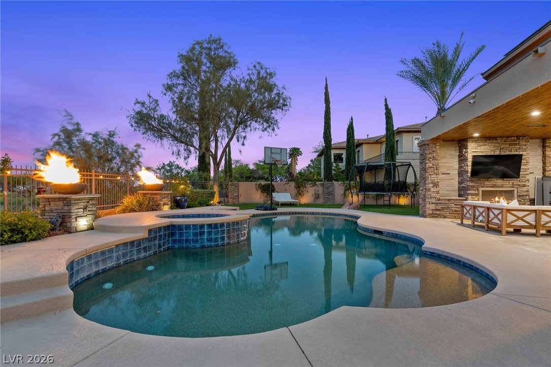 712 Canyon Greens Drive Las Vegas NV 89144