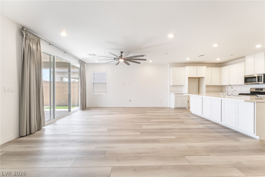 3513 Lamberto Cliff Way Henderson NV 89044