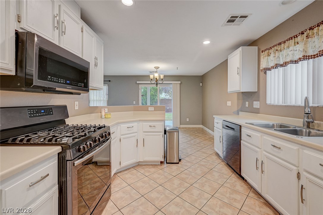 5017 Diamond Ranch Avenue Las Vegas NV 89131