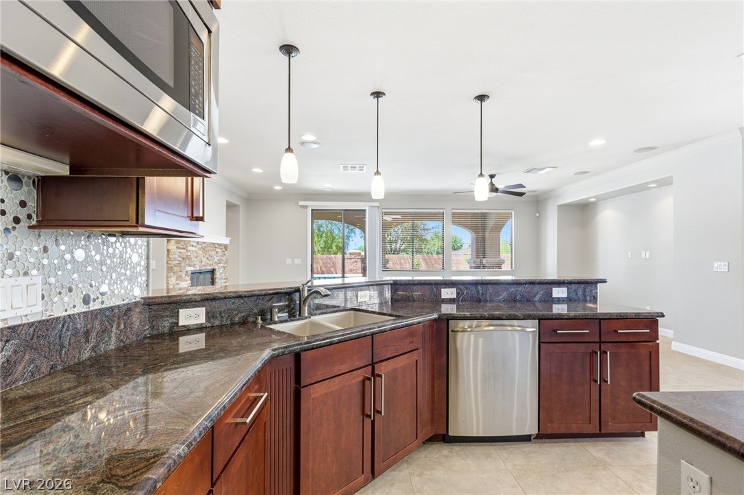 6644 Natalia Court Las Vegas NV 89130